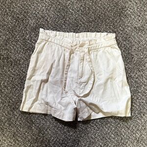Old Navy Women's White Casual Shorts
